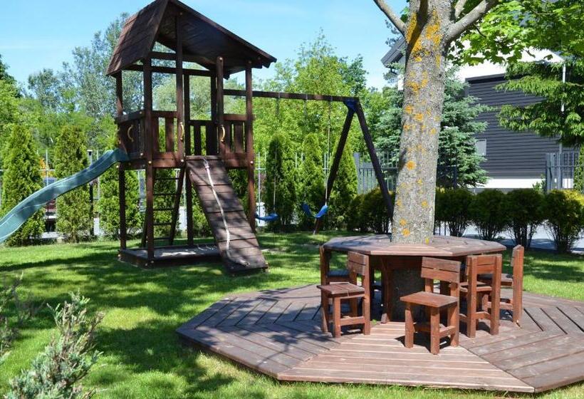 Отель Avangarda