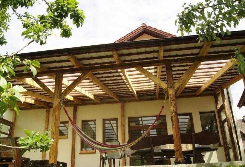 ホテル Bajanówka