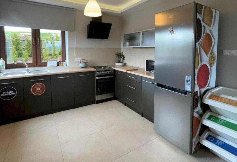 فندق Baza Grapa Dom Pokoje Do Wynajęcia