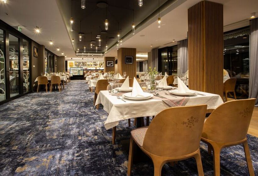 Отель Beskid Balneo Medical Resort & Spa