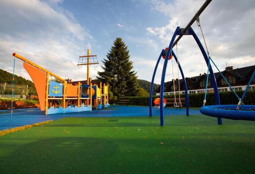 Отель Beskid Balneo Medical Resort & Spa