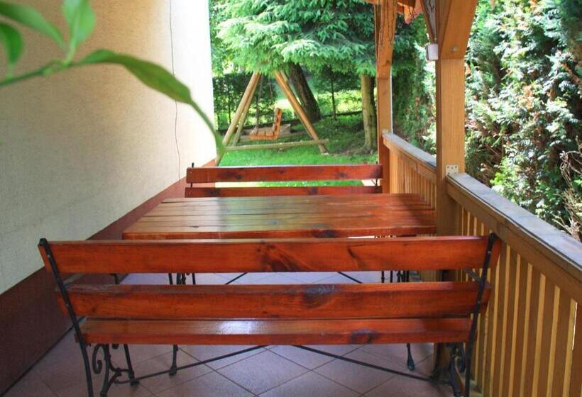 فندق Bieszczadzki Krakowiak 575 894 584 Lub 535 595 732