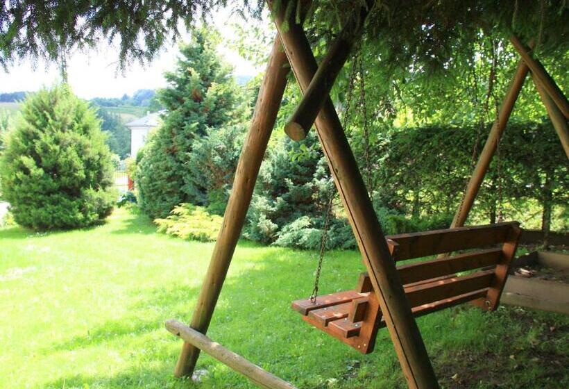 فندق Bieszczadzki Krakowiak 575 894 584 Lub 535 595 732