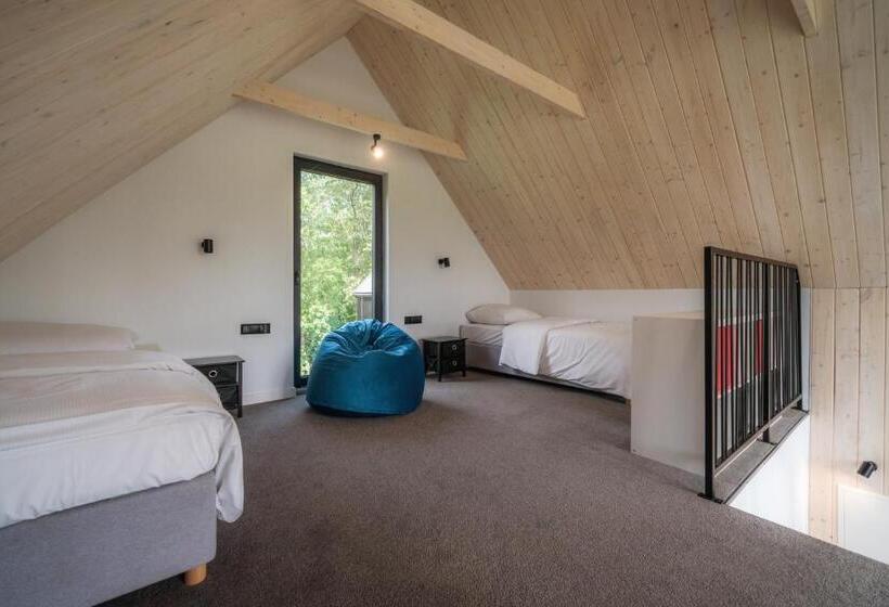 ホテル Caryńska Resort & Spa