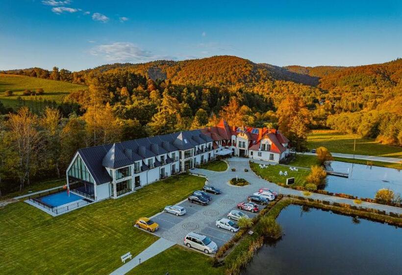 ホテル Caryńska Resort & Spa