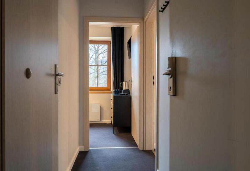 ホテル Caryńska Resort & Spa