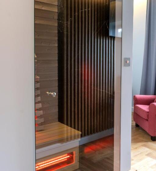 ホテル Caryńska Resort & Spa