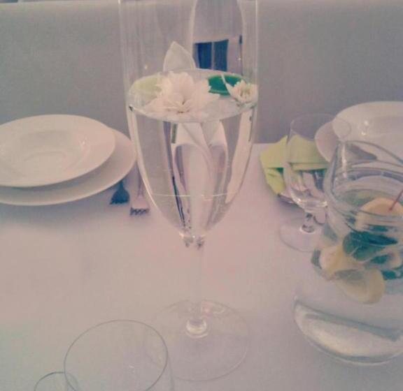 酒店 Chańcza Spa & Restauracja