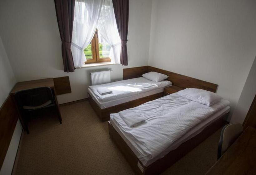 酒店 Chańcza Spa & Restauracja