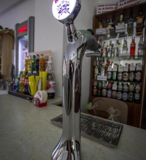 酒店 Chańcza Spa & Restauracja