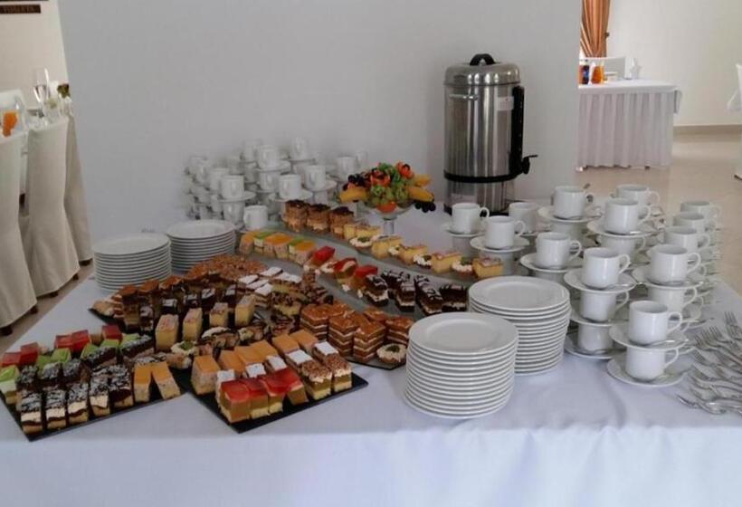 酒店 Chańcza Spa & Restauracja