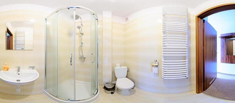 酒店 Chańcza Spa & Restauracja