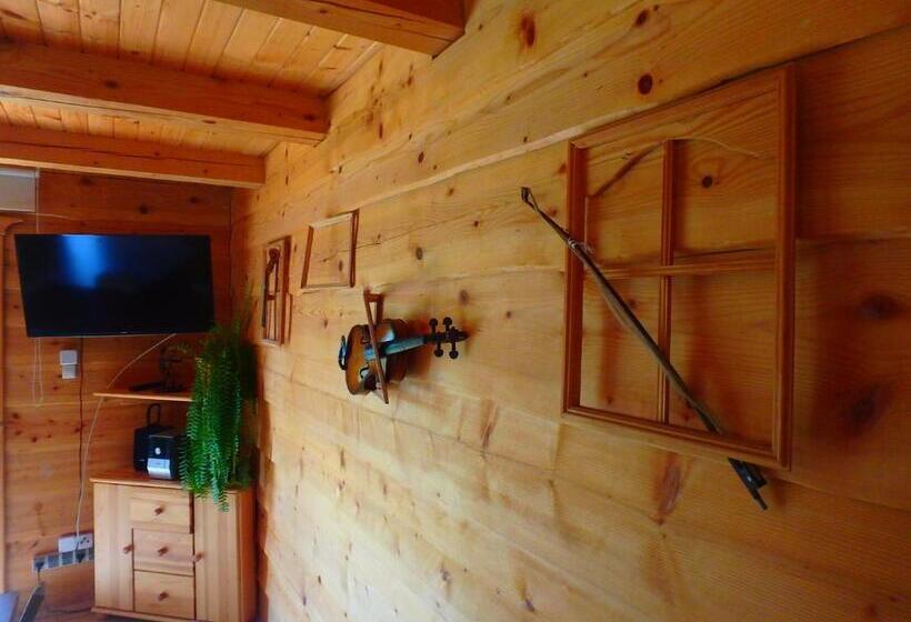 ホテル Chatka Włóczykija