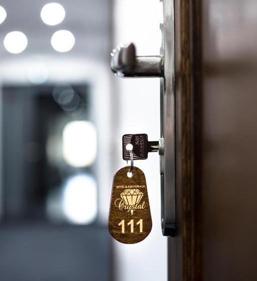 فندق Crystal