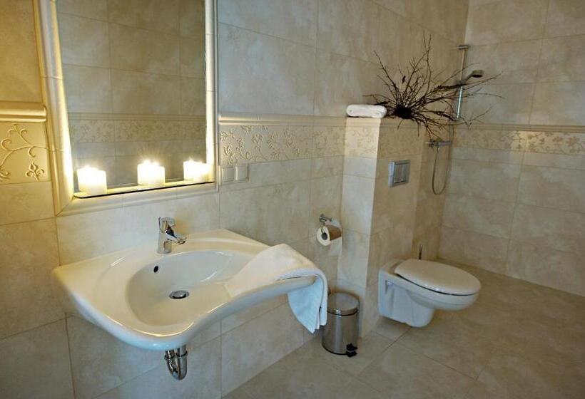 בית מלון כפרי Domek Kozacki