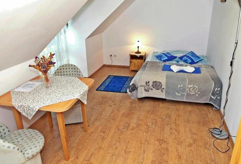 Отель Dworek Słoneczko