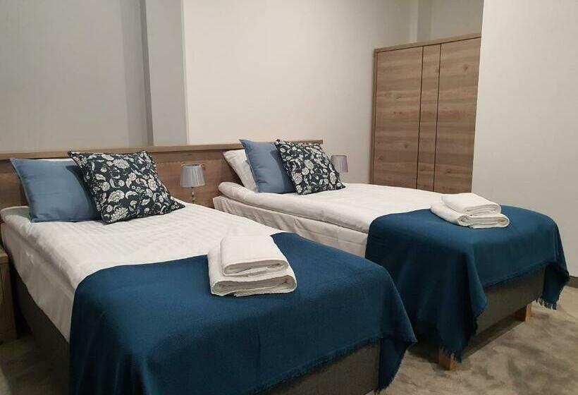 בית מלון כפרי Garbów  Centrum Konferencyjno   Bankietowe