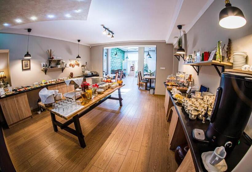 בית מלון כפרי Glamour   Restaurant & Spa