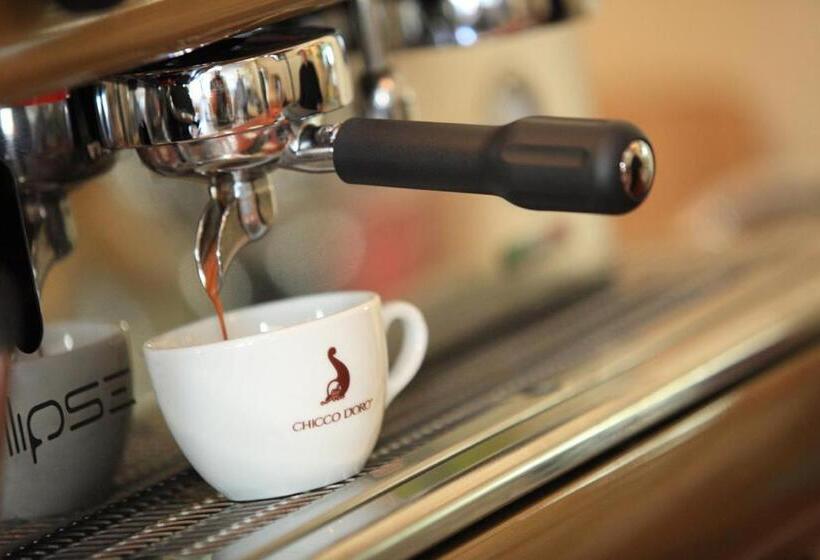 בית מלון כפרי Glamour   Restaurant & Spa