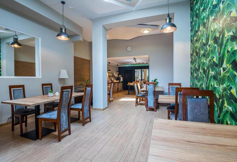 בית מלון כפרי Glamour   Restaurant & Spa