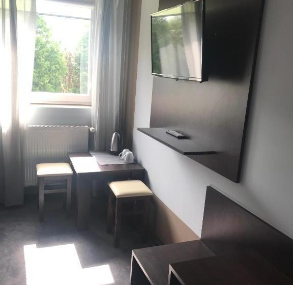 בית מלון כפרי Holidays