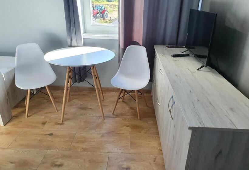 ホテル Hostel Agma