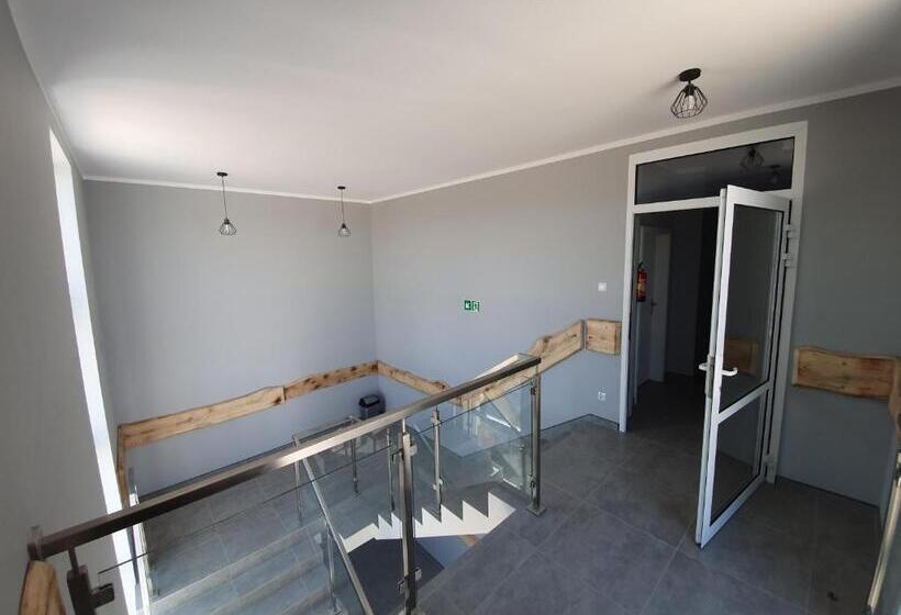 ホテル Hostel Agma