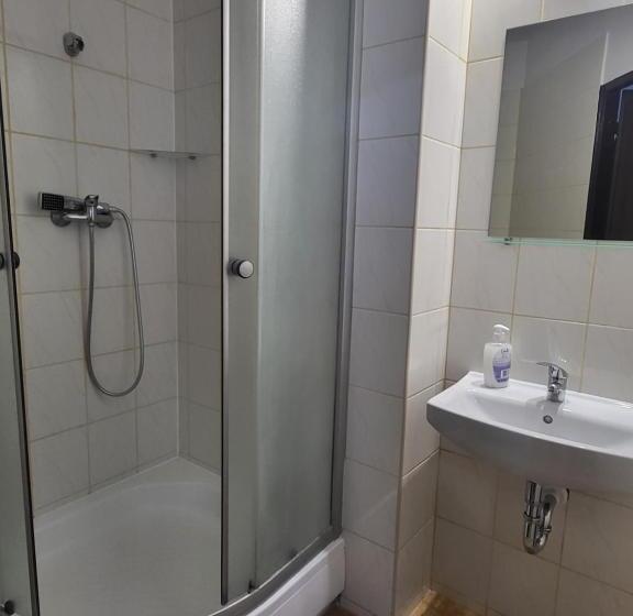 בית מלון כפרי Ik Osir Lubawa