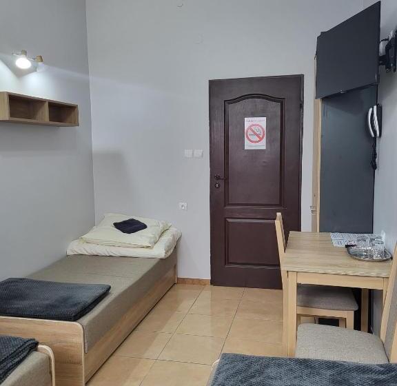 בית מלון כפרי Ik Osir Lubawa