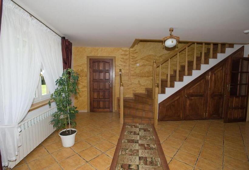 فندق Mala Chatka