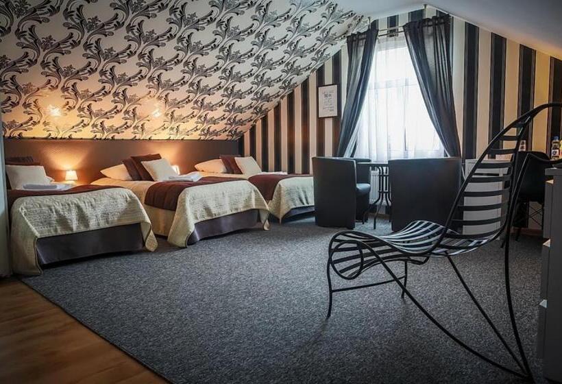 בית מלון כפרי Napoleon