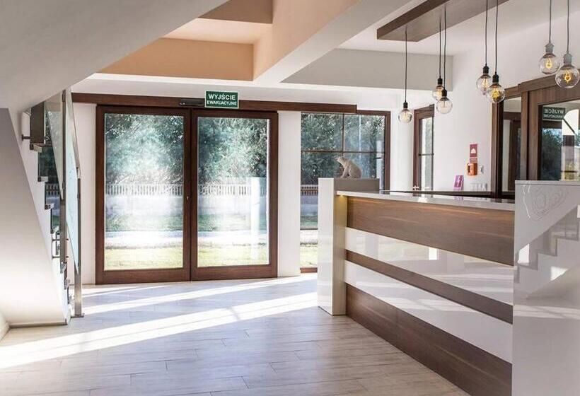 ホテル Noclegi Gawra