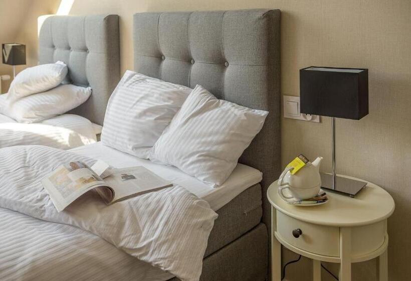 فندق Noclegi Pod Sokołem