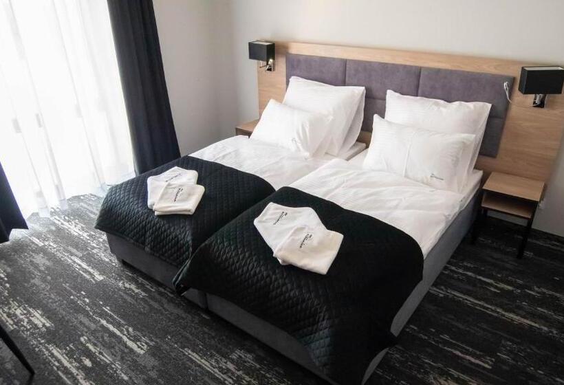 Отель Nowe Millenium