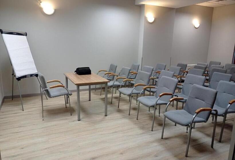 Отель Olimpijski