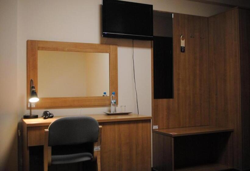 Отель Olimpijski