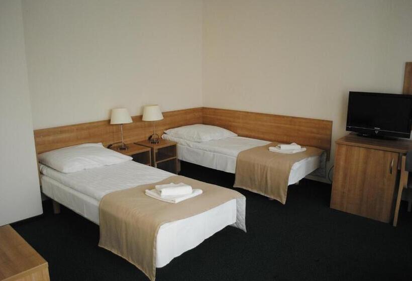 Отель Olimpijski