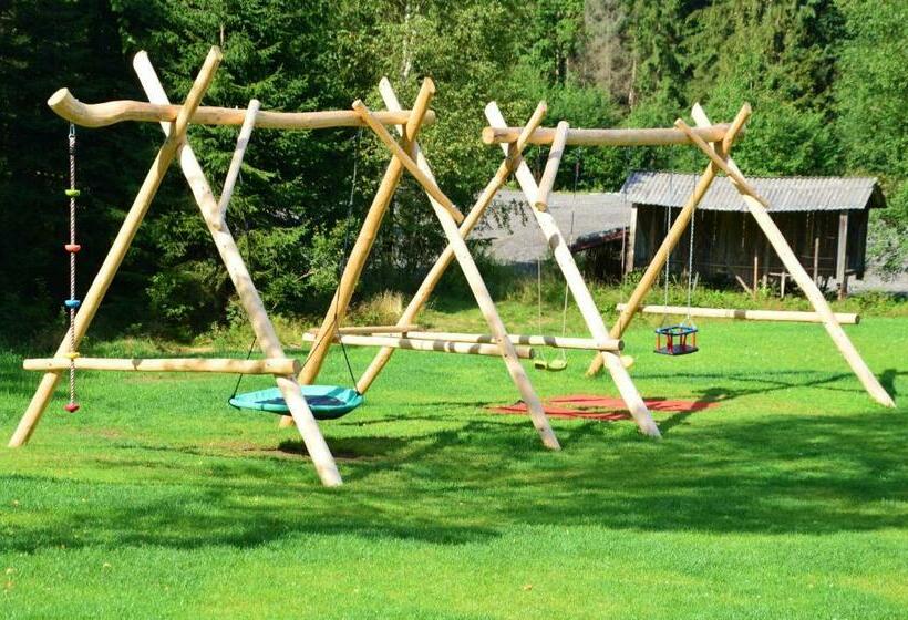 ホテル Olza Karczma I Pokoje