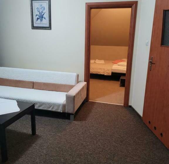 בית מלון כפרי Piast