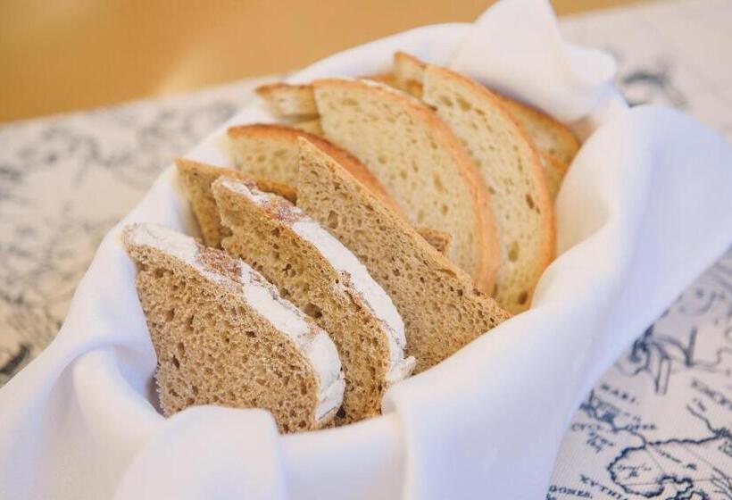 בית מלון כפרי Pod Jesiotrem