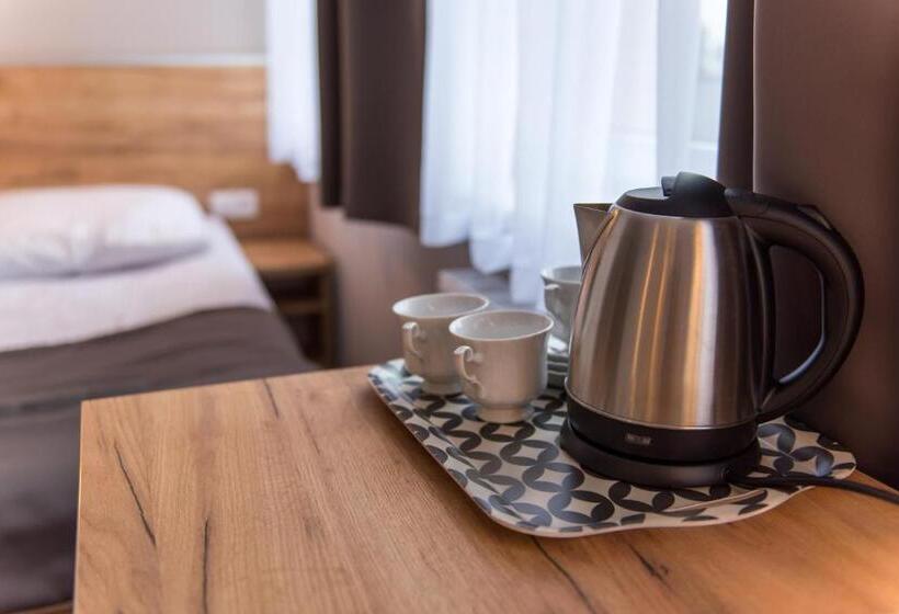 בית מלון כפרי Pod Jesiotrem