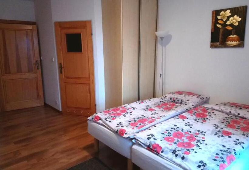 בית מלון כפרי Pokoje Gościnne Strażnica