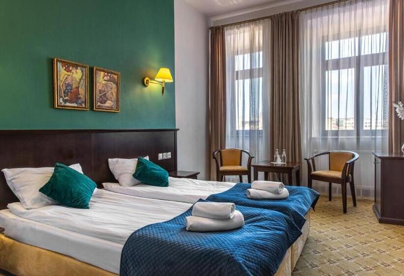 هتل Prudentia Residence Qulturalna