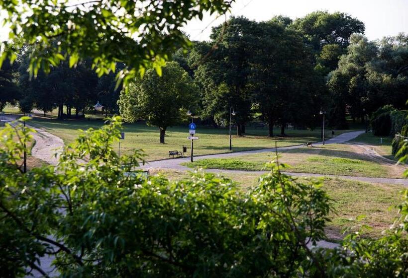 هتل Prudentia Residence Qulturalna