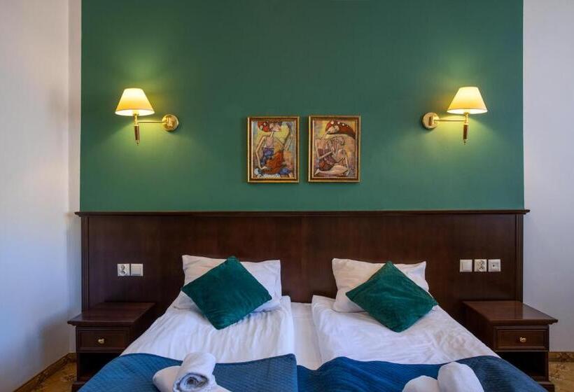 هتل Prudentia Residence Qulturalna