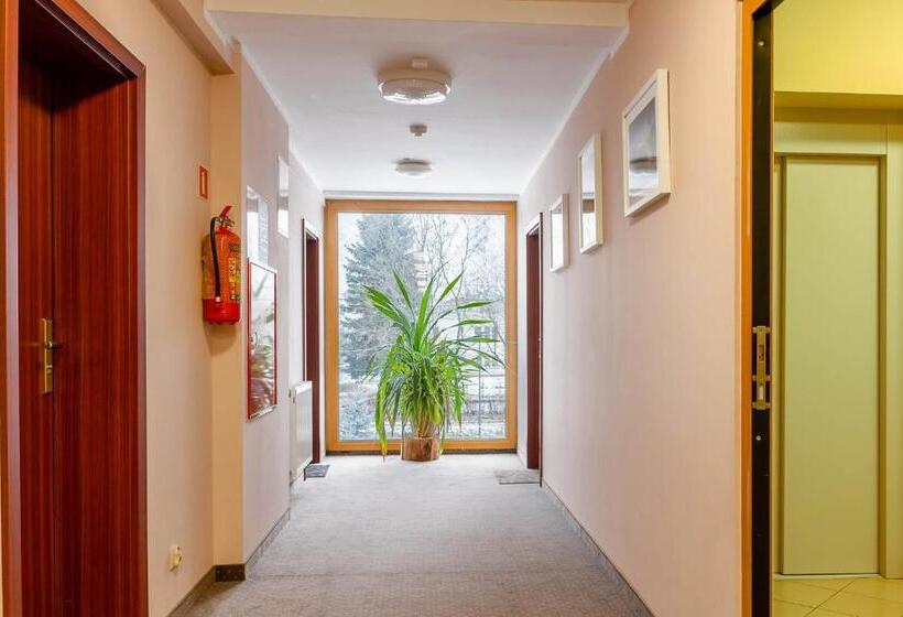 هتل Przystań Warmia