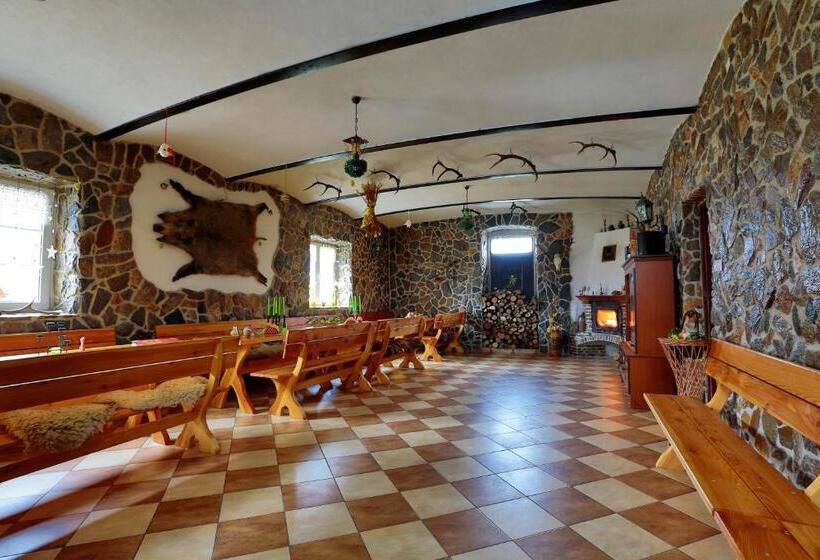 هتل Ranczo U Jana