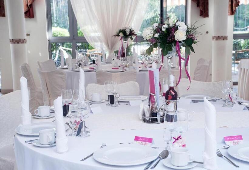 Отель Restauracja Autos