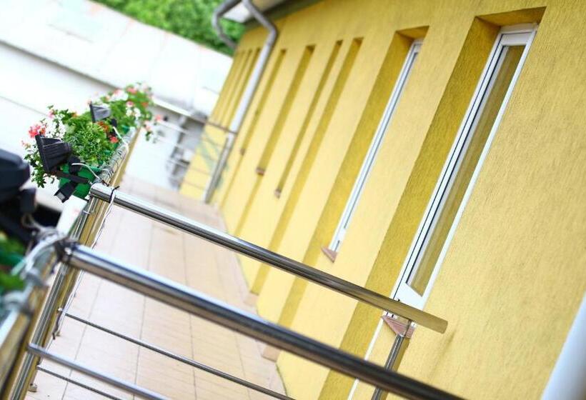 酒店 Restauracja I Pokoje Gościnne Verde