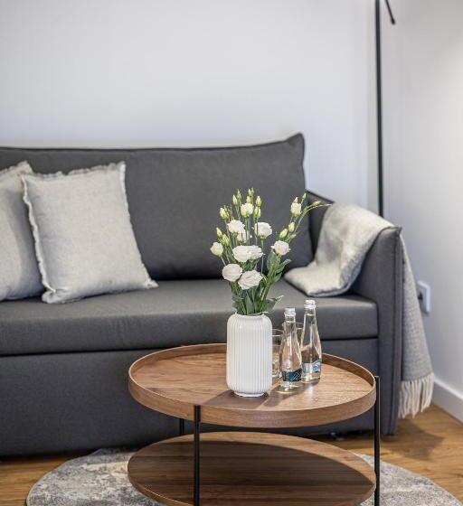 هتل Sajmino Family House